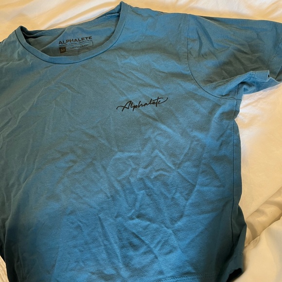 Alphalete short sleeve crop top - Picture 2 of 2